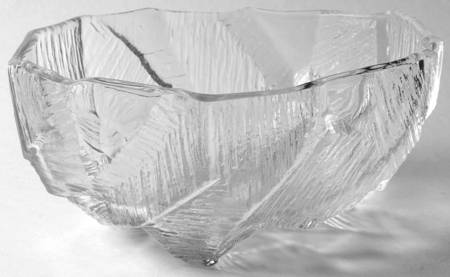 Ice Castles 8" Oval Bowl