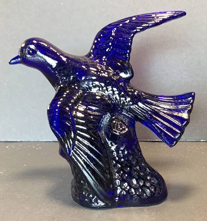 Animals & Figurines #175 Bird in Flight