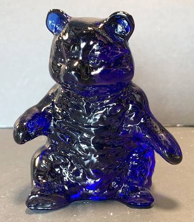 Animals & Figurines #134 Bear