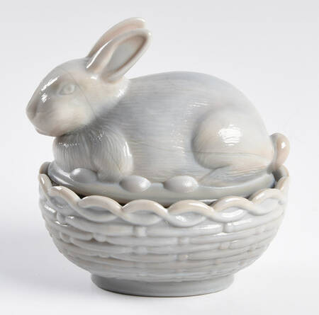 Animals & Figurines #412 Bunny on Basket