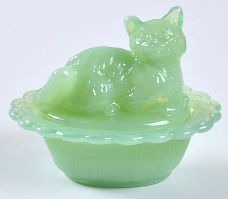 Animals & Figurines #235 Kitten on Basket