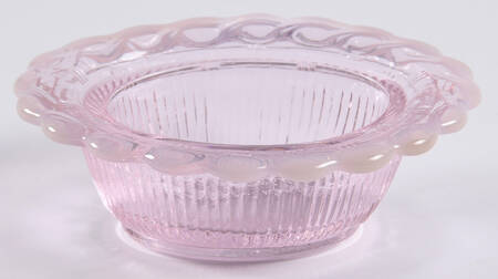 Animals & Figurines Chick Salt-No Lid