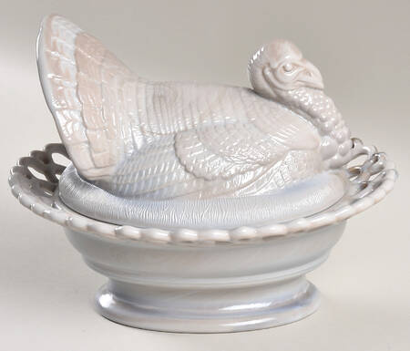 Animals & Figurines #181 Covered Turkey