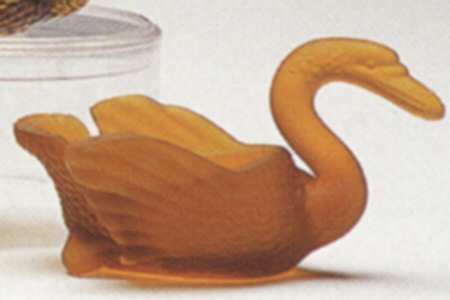 Animals & Figurines #118 Amber Frosted Swan