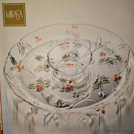 Season's Holly Chip & Dip Set