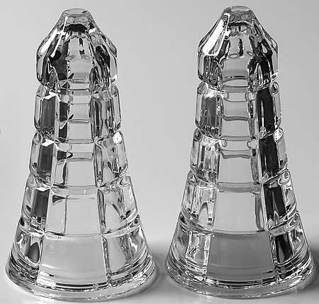 Madison Avenue Stoppered Shaker Set