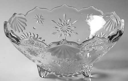 Snowflake 9" Footed Bowl