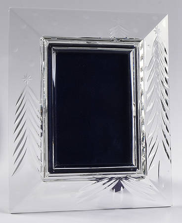 Holiday Evergreen Frame-Holds 5" X 7" Photo