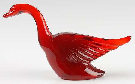 Heisey By Mosser Animals Ruby Goose-Wings Half Up