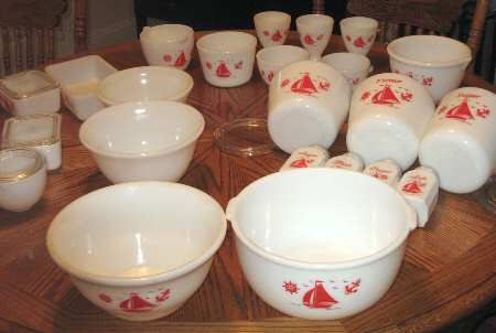 Ships Red 8" Mixing Bowl