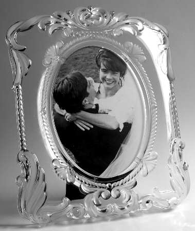 Galerie Rahmen Oval Frame-Holds 6 1/2" X 9" Photo
