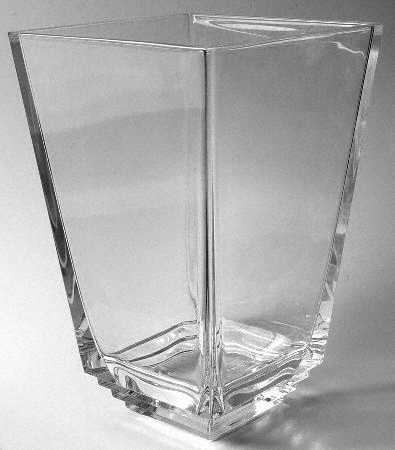 Expedition 10" Flower Vase