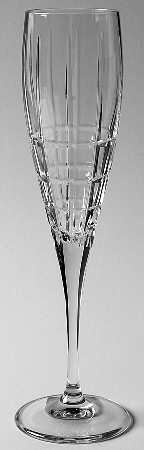 Avenue Toasting Fluted Champagne