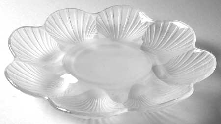 Shell 12" Round Platter