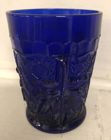 Maple Leaf Blue Carnival Flat Tumbler