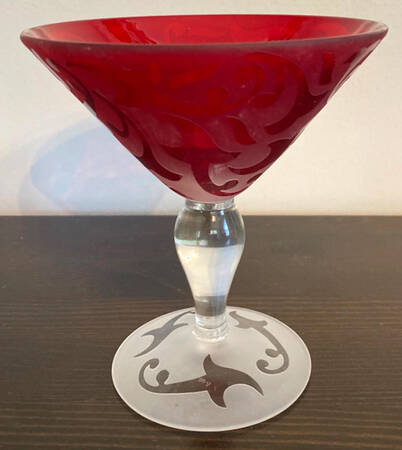 MWC2 (Bulbous Stem) Red Martini