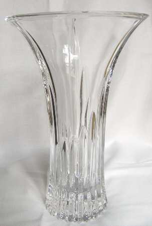 Staccato 9" Flower Vase