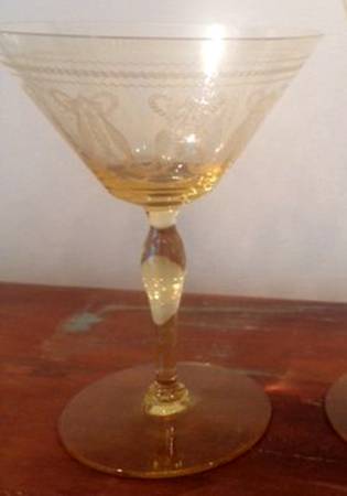 345 1-2 Topaz Champagne/Tall Sherbet
