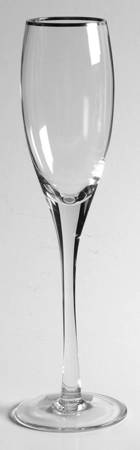 Cameo Platinum Fluted Champagne