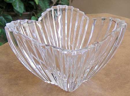 Lydia 7" Square Bowl