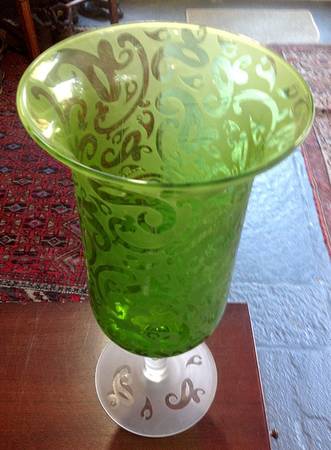 Elise Green (Wafer Stem) 15" Flower Vase