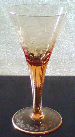 Maharani (Amber, Gold Trim) Red Wine