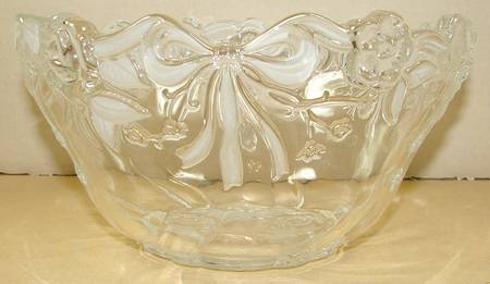 Angelique 9" Round Bowl