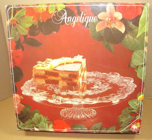 Angelique 13" Diameter Cake Stand/Pedestal