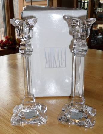 Blossom 8" Single Light Candlestick