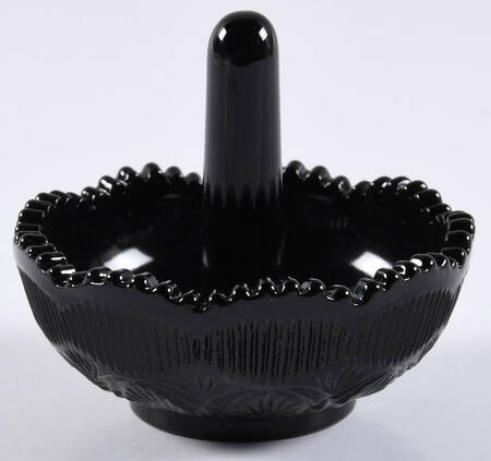 Black Raspberry Ring Holder
