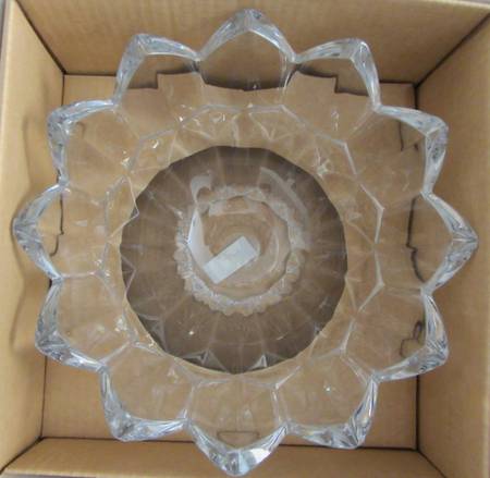 Diamond Point 10" Round Bowl