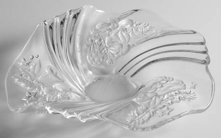 Christmas Medley 9" Bon Bon Plate