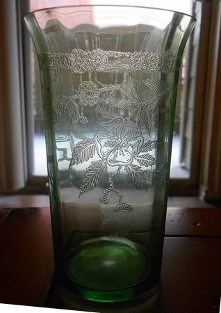Cherry Blossom-Green Flat Tumbler