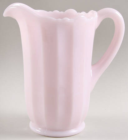 Panel Crown Tuscan Pink 40 Oz Pitcher