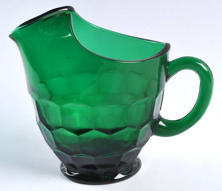 Georgian Hunter Green 26 Oz Pitcher