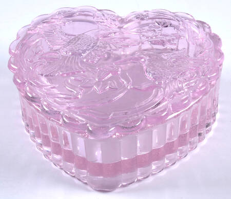 Passion Pink Small Heart Box & Lid