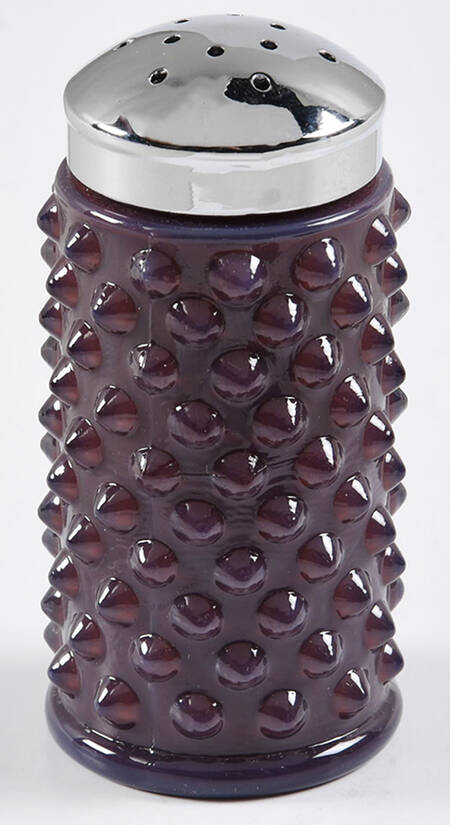 Gigi Eggplant Pepper Shaker with Metal Lid