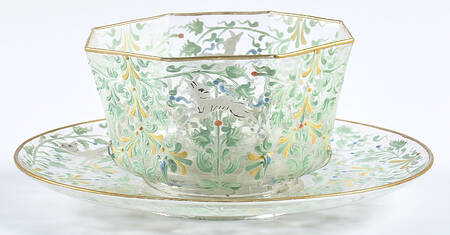 Canine and Foliate-Green Finger Bowl & Underplate