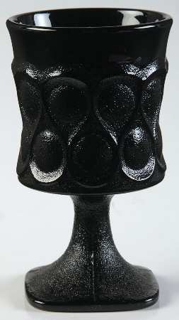 Spotlight-Ebony Wine Glass