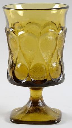 Spotlight-Olive Green Iced Tea