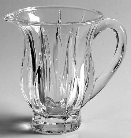 Vendome Creamer