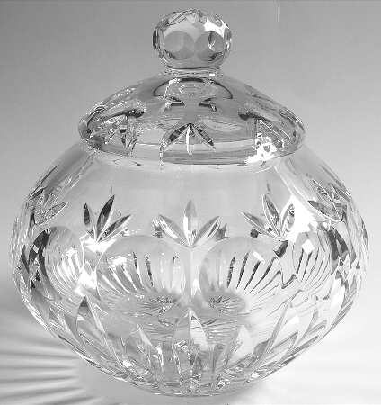 Bamberg (Curved in Bowl Shape) Punch Bowl & Lid