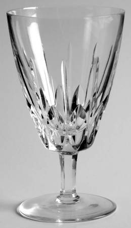 Sylvia Wine Glass