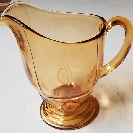 Moondrops-Amber 53 Oz Pitcher