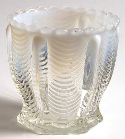 Drapery-White Opalescent Open Spooner