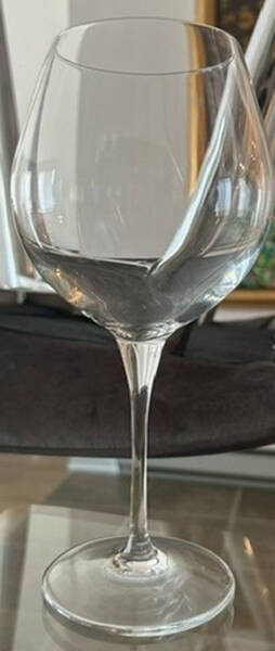 Vivendi Burgundy Wine