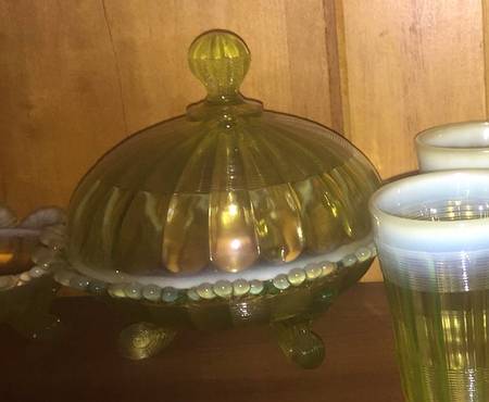 Klondyke-Yellow Opalescent Round Covered Butter