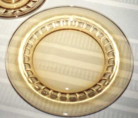 Hostmaster-Amber Luncheon Plate