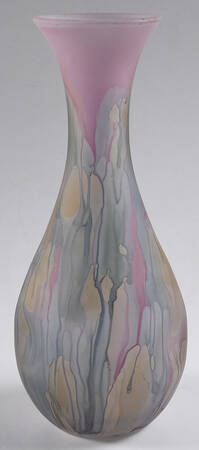 Rueven 10" Flower Vase