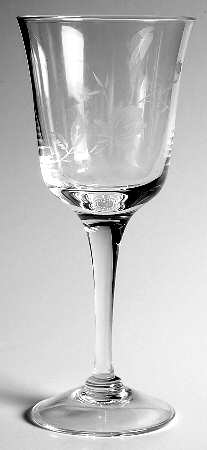 NC8 Wine Glass